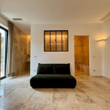 Kiwi Apartment ลาตินา ภายนอก รูปภาพ