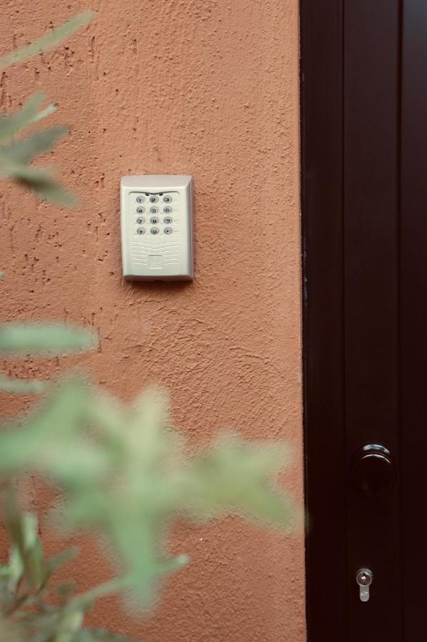 Kiwi Apartment ลาตินา ภายนอก รูปภาพ